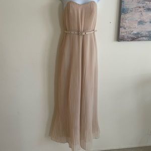 🤍Strapless French connection dress with a belt!🤍